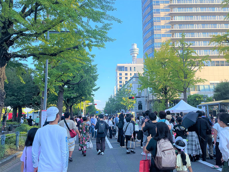 山下公園通り歩行者天国