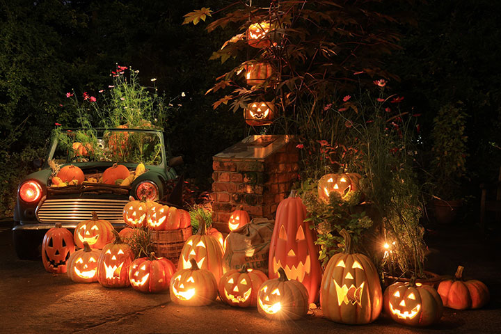 横浜イングリッシュガーデン「ハロウィン・ディスプレイ」