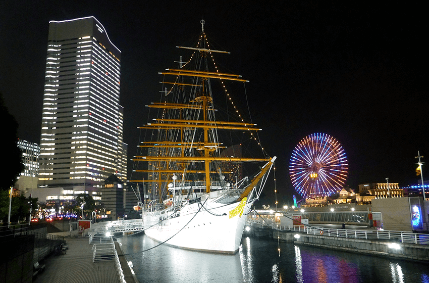 帆船日本丸「クリスマスイルミネーション」