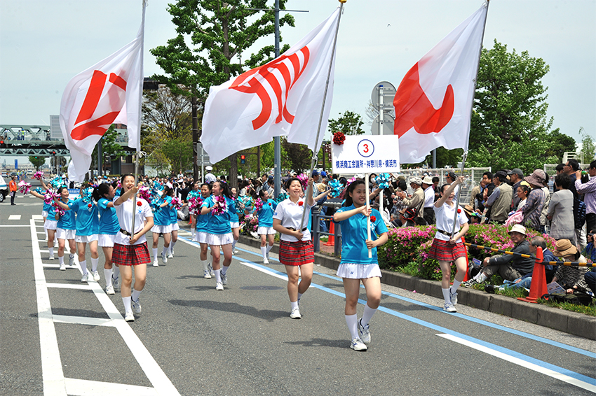 横浜開港記念みなと祭　第66回ザよこはまパレード（国際仮装行列）