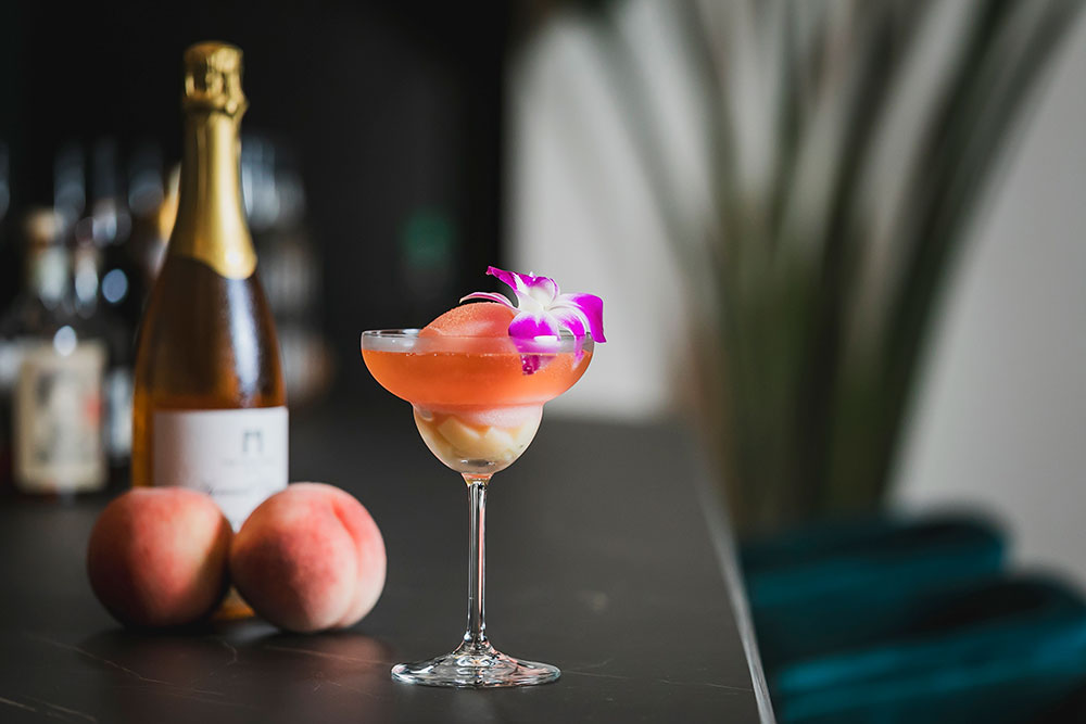 THE GATE HOTEL 横浜 by HULIC Bar & Lounge『ベリーニメルバ Bellini Melba』