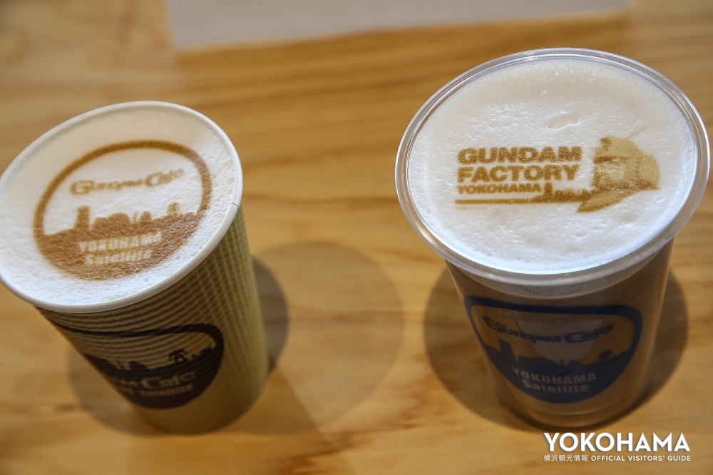 GUNDAM FACTORY YOKOHAMA ラテ／アイス・ラテ（1つ 税込990円）