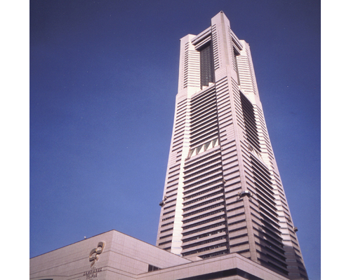 70階建ての横浜ランドマークタワーの69階に位置する「スカイガーデン」