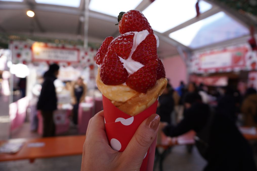 あまおうの贅沢いちごクレープ 1,300円