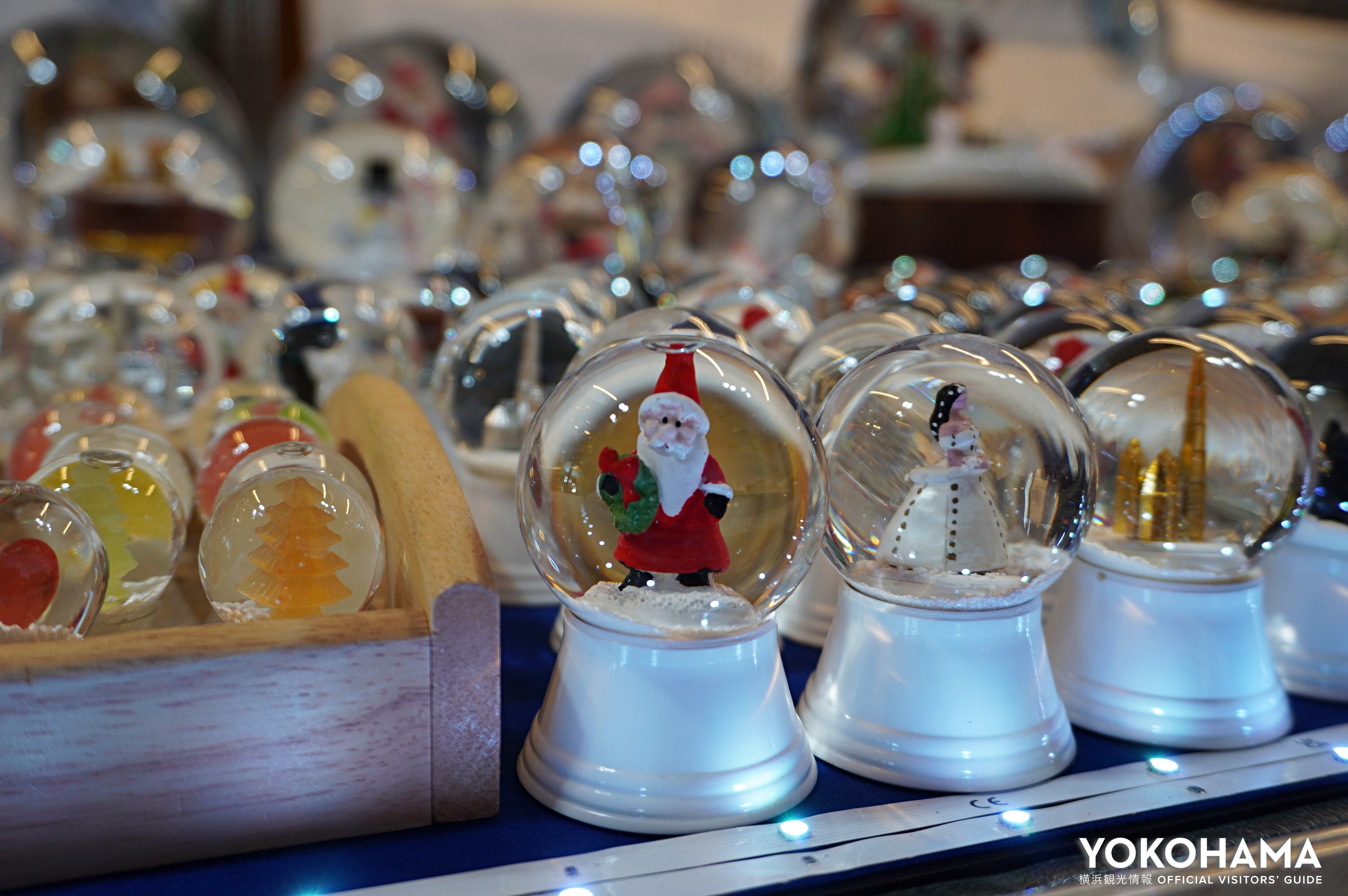 お気に入りを探すのが楽しいスノードーム