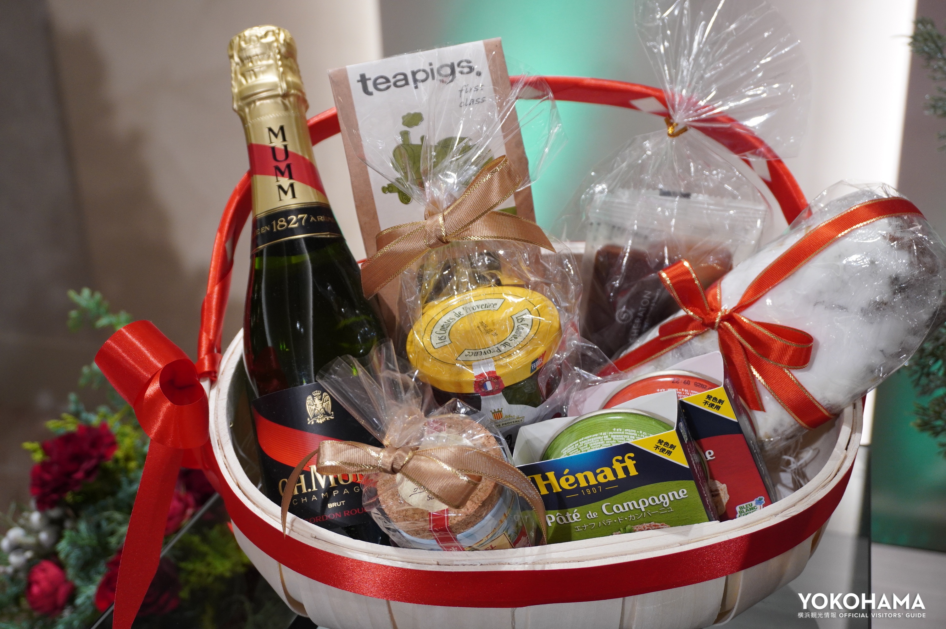 クリスマスを彩るハンパーは、ホームパーティーにも最適です