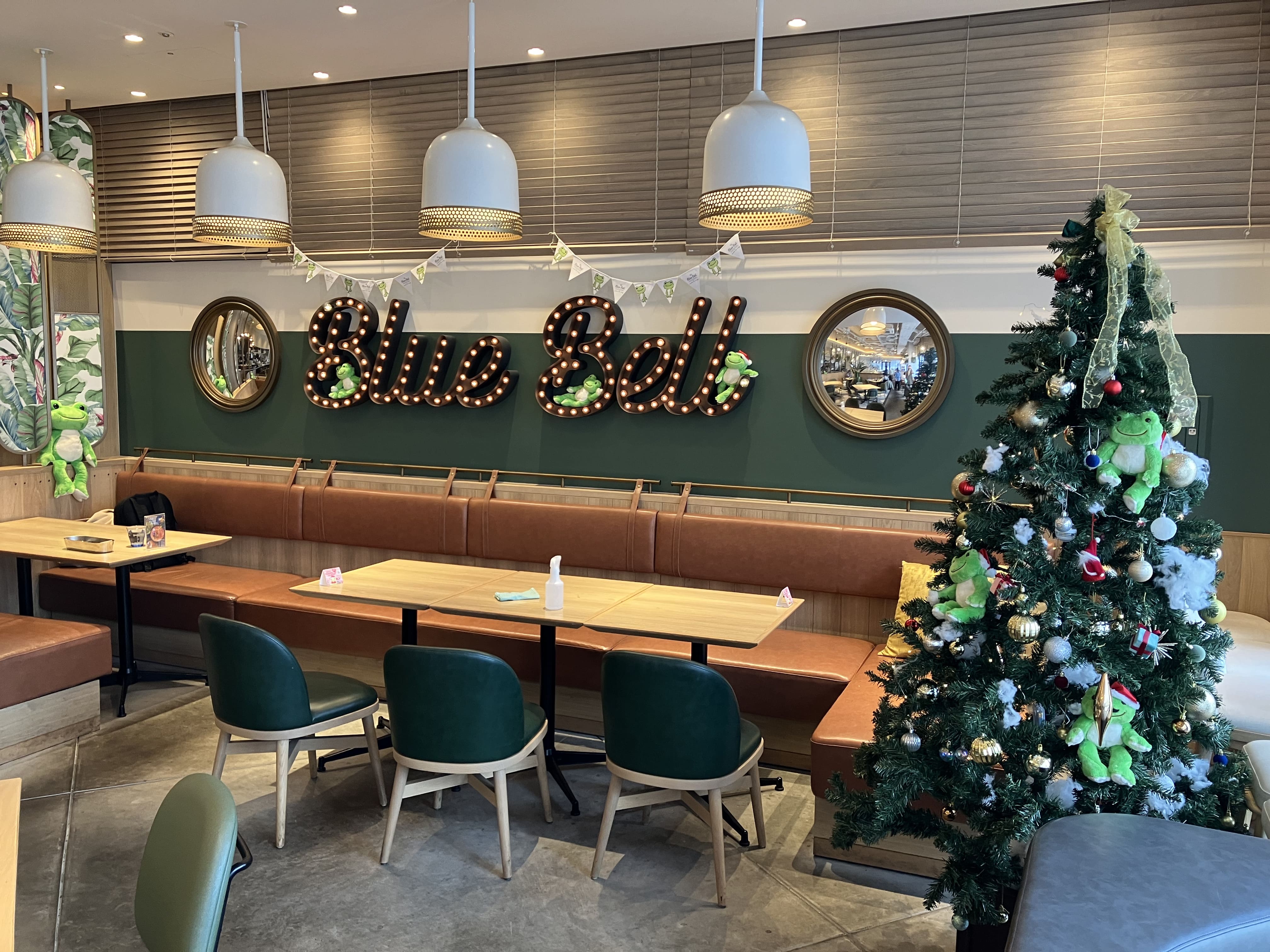 至る所にピクルスが！かくれんぼみたいで探すのも面白いですね