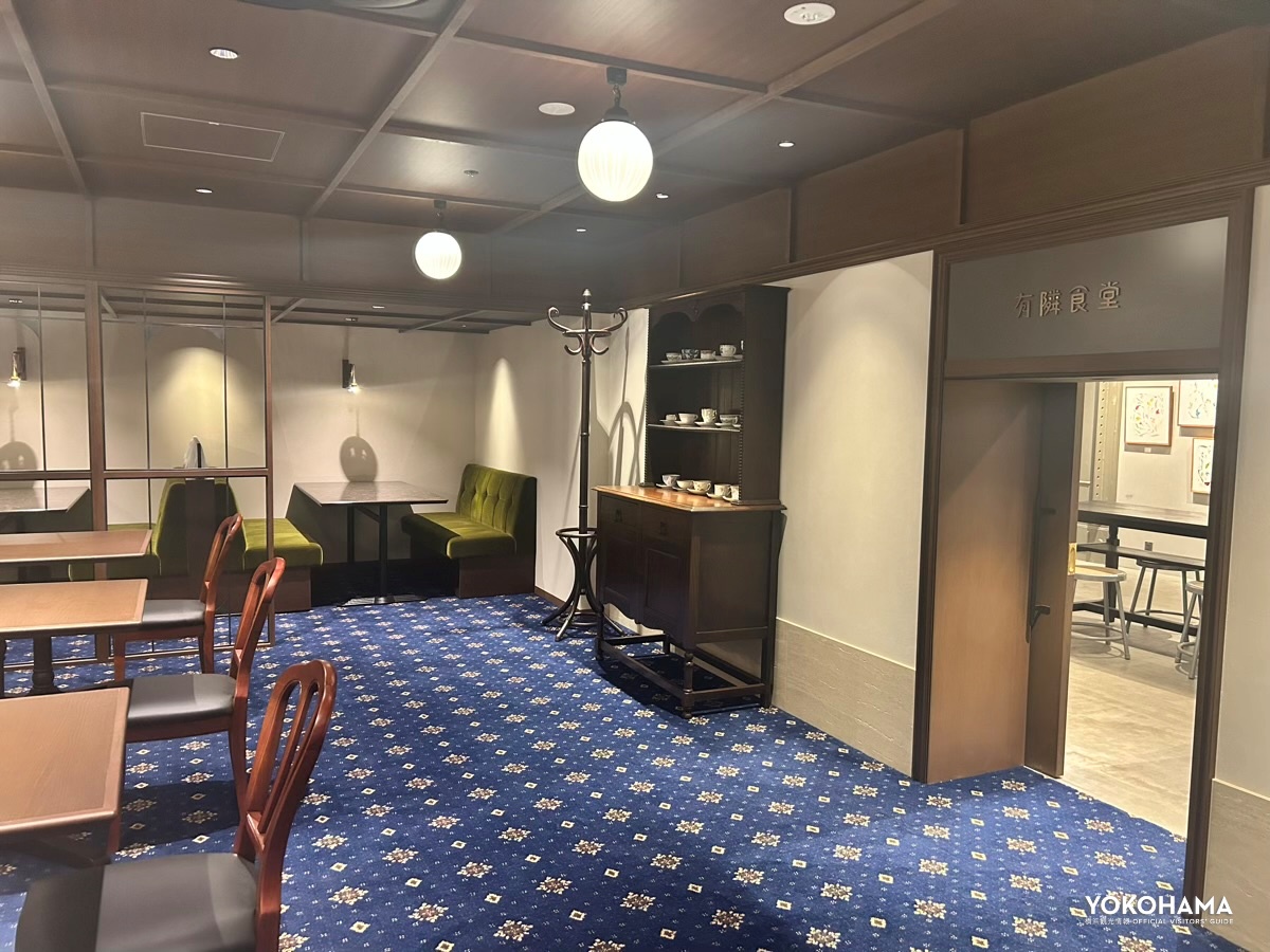 &ldquo;隠し扉&rdquo;を抜けると、レトロな空間が広がっています