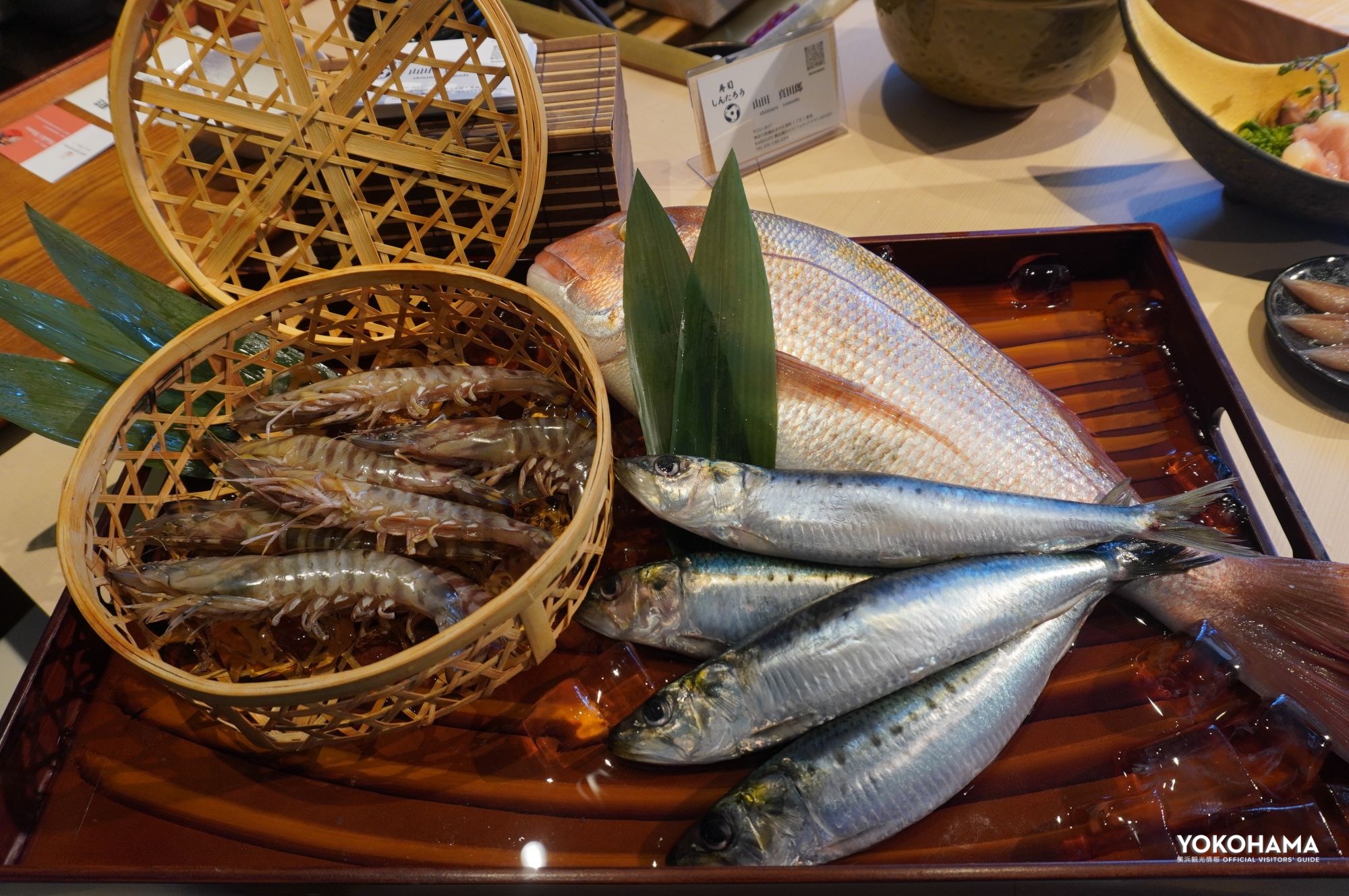 新鮮な本格寿司が味わえるのは、スタジアムサイドテラスの2階です