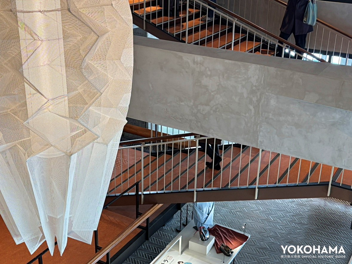 旧横浜市庁舎で象徴的だった大階段