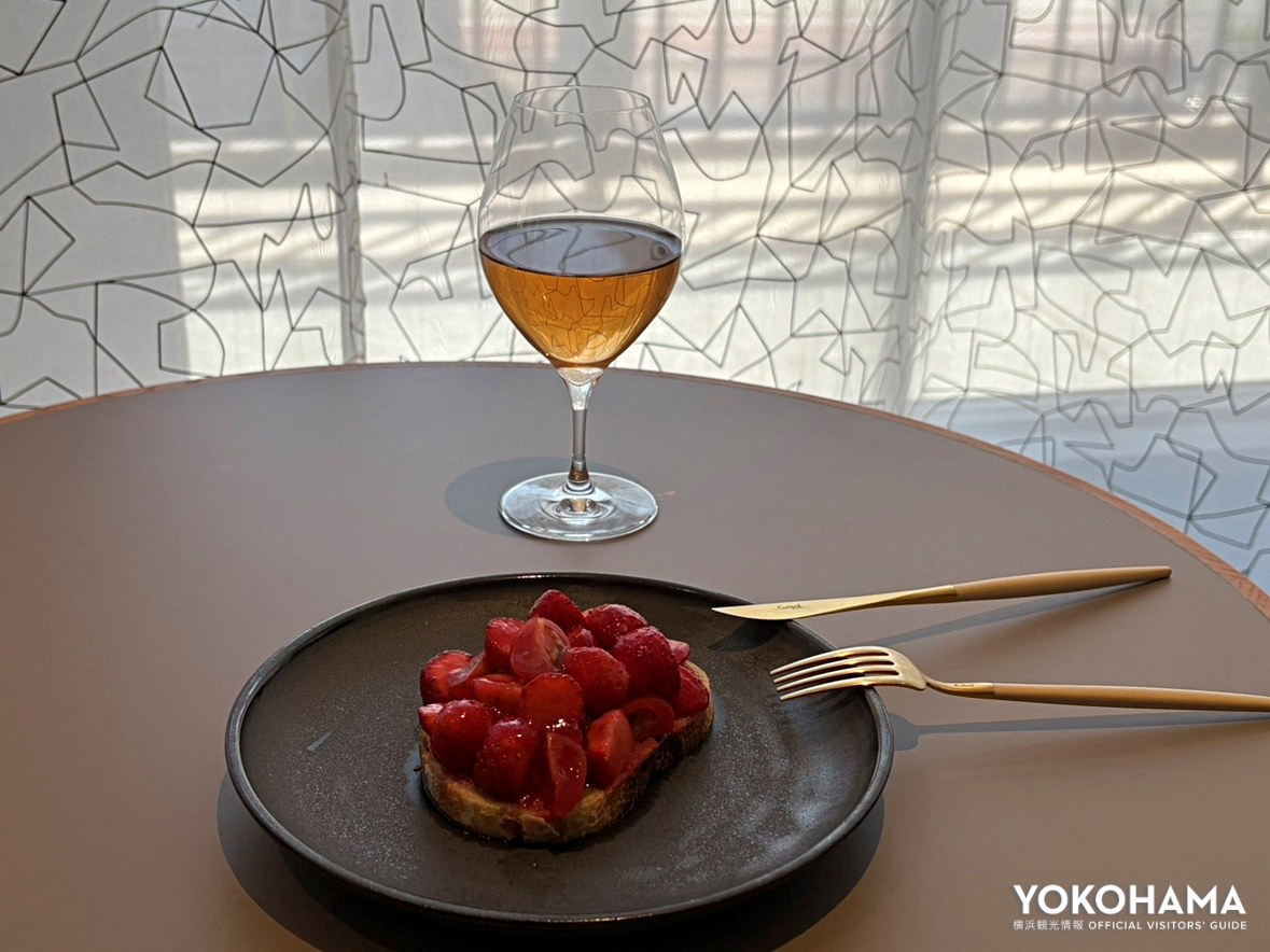 パンをつまみに、「パン飲み」