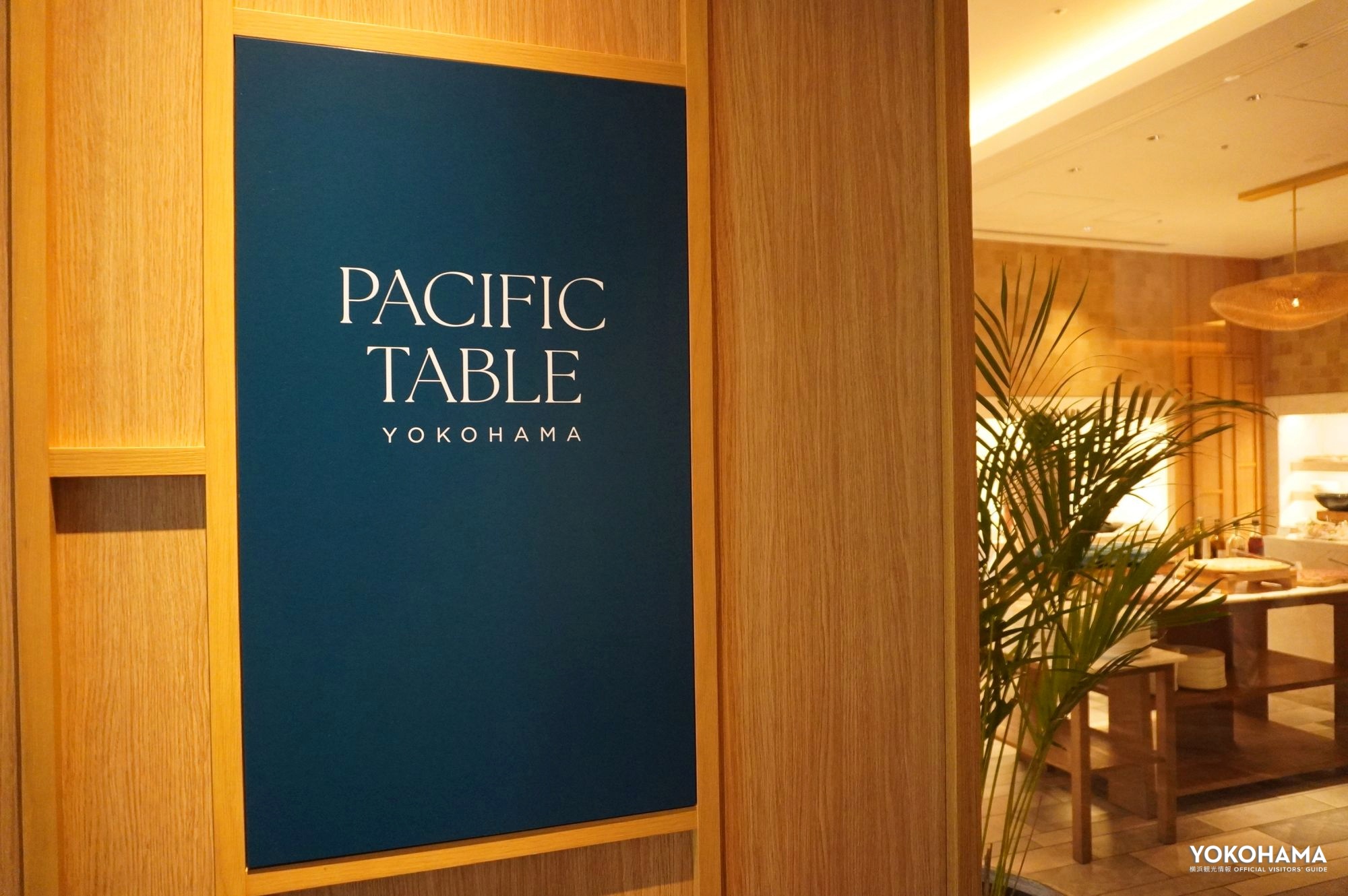3階にいちする「PACIFIC TABLE(パシフィック テーブル)」のエントランス