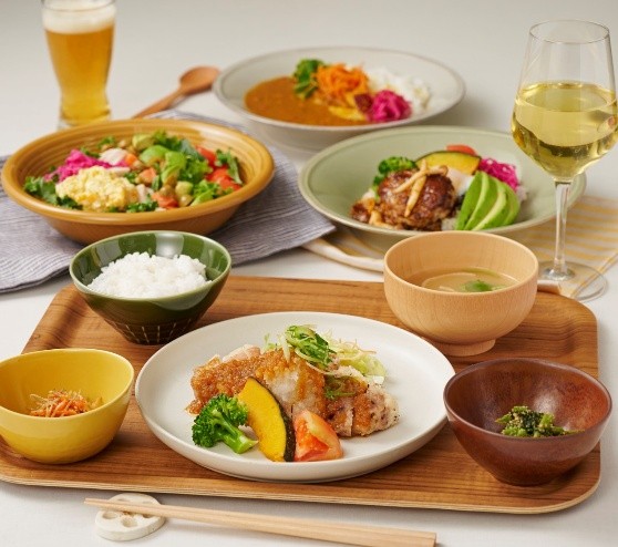 疲れた身体に染み渡るバランスのいい定食