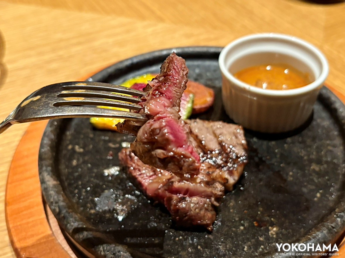 口の中でほどける柔らかなお肉