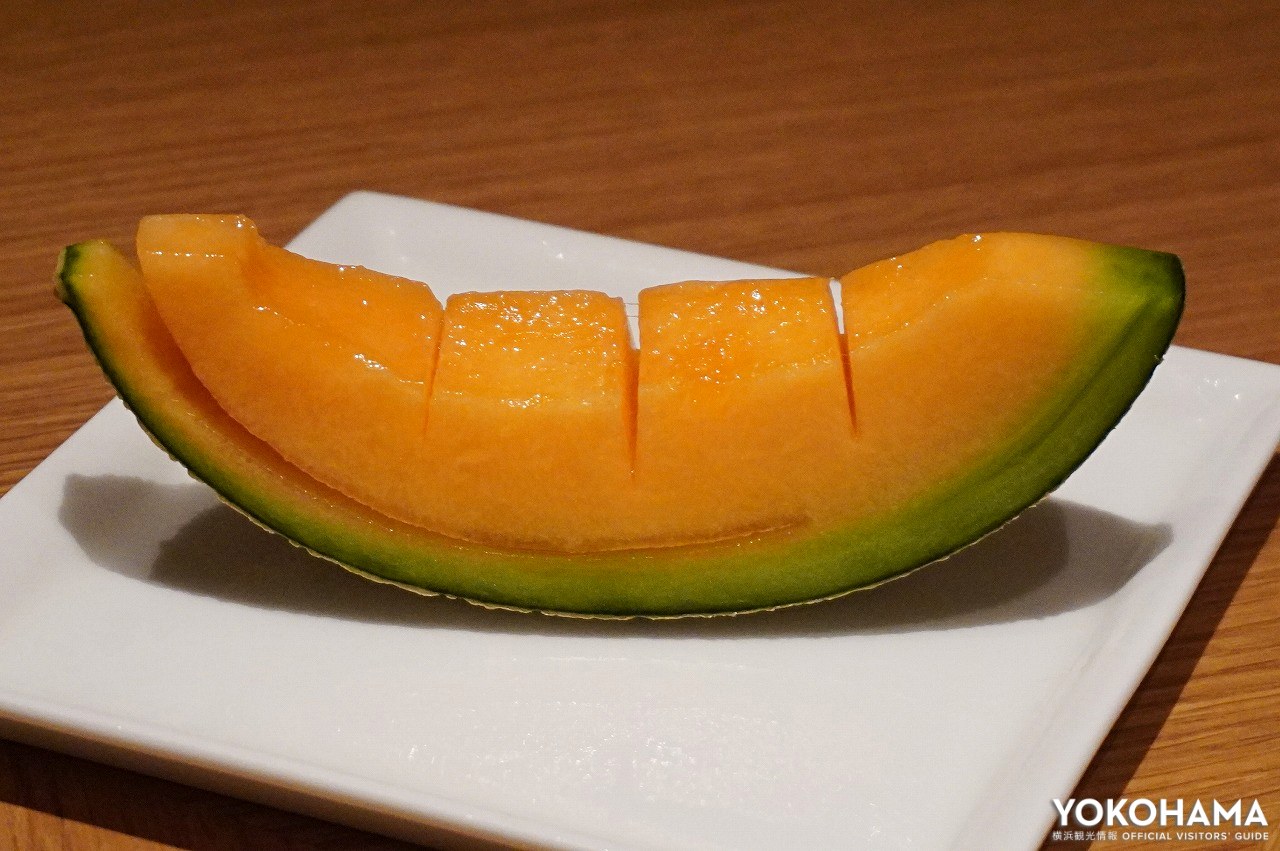 とろけるような甘さが魅力の「赤肉メロン」
