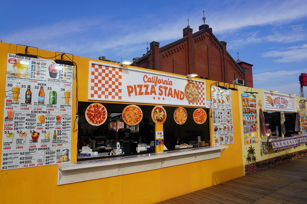 California pizza stand