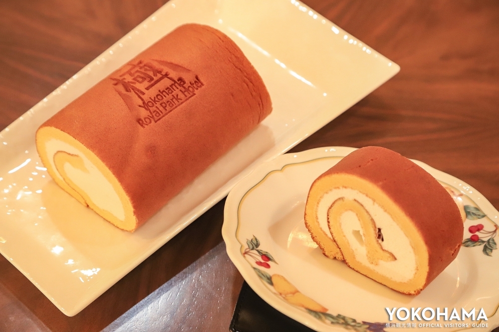 Yokohama Royal Park Hotel / 極 和三盆ロールケーキ