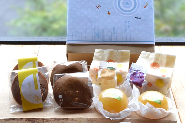 香炉庵が夏の和菓子「お楽しみおやつセット」を期間限定販売