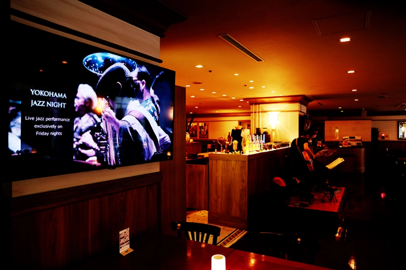 ローズホテル横浜の1階レストランで毎週金曜日に「横浜 JAZZ NIGHT」開催中
