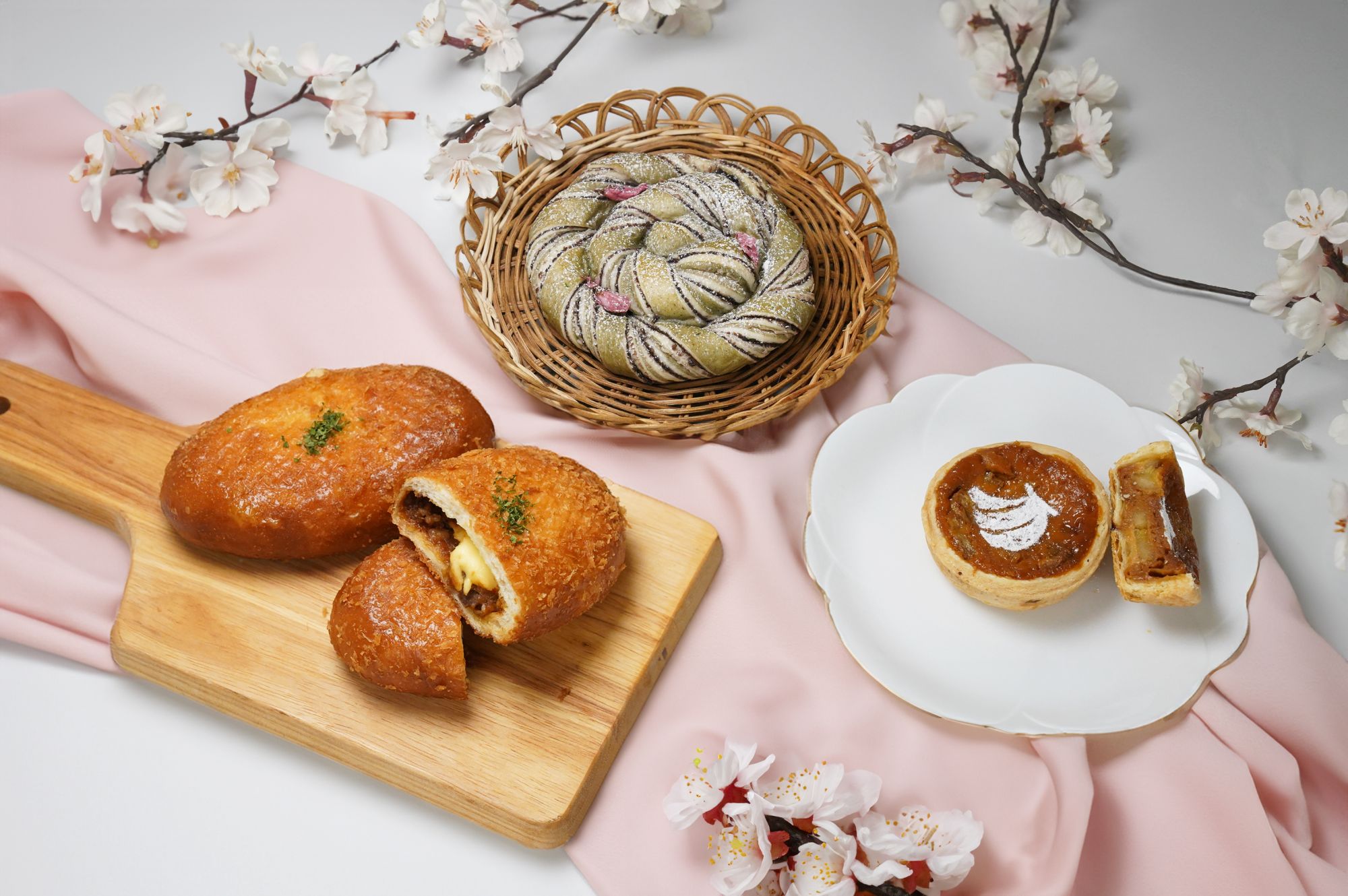 ポンパドウル元町本店×フェリス女学院　コラボパンを3/15(土)から発売