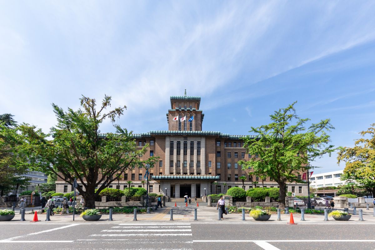 画像：神奈川県庁(キングの塔)