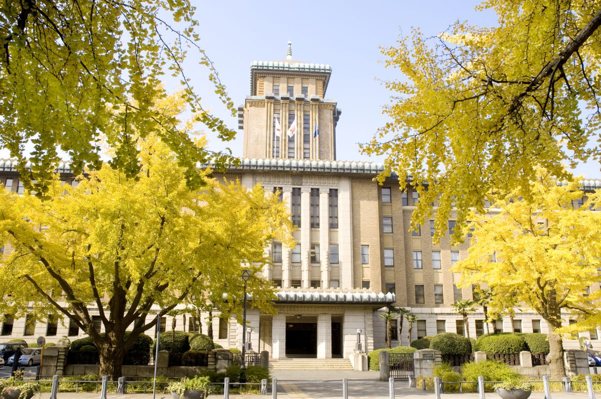 神奈川県庁（キングの塔） | 観光スポット周遊バス "あかいくつ" で巡る－「横浜中華街・元町エリア」