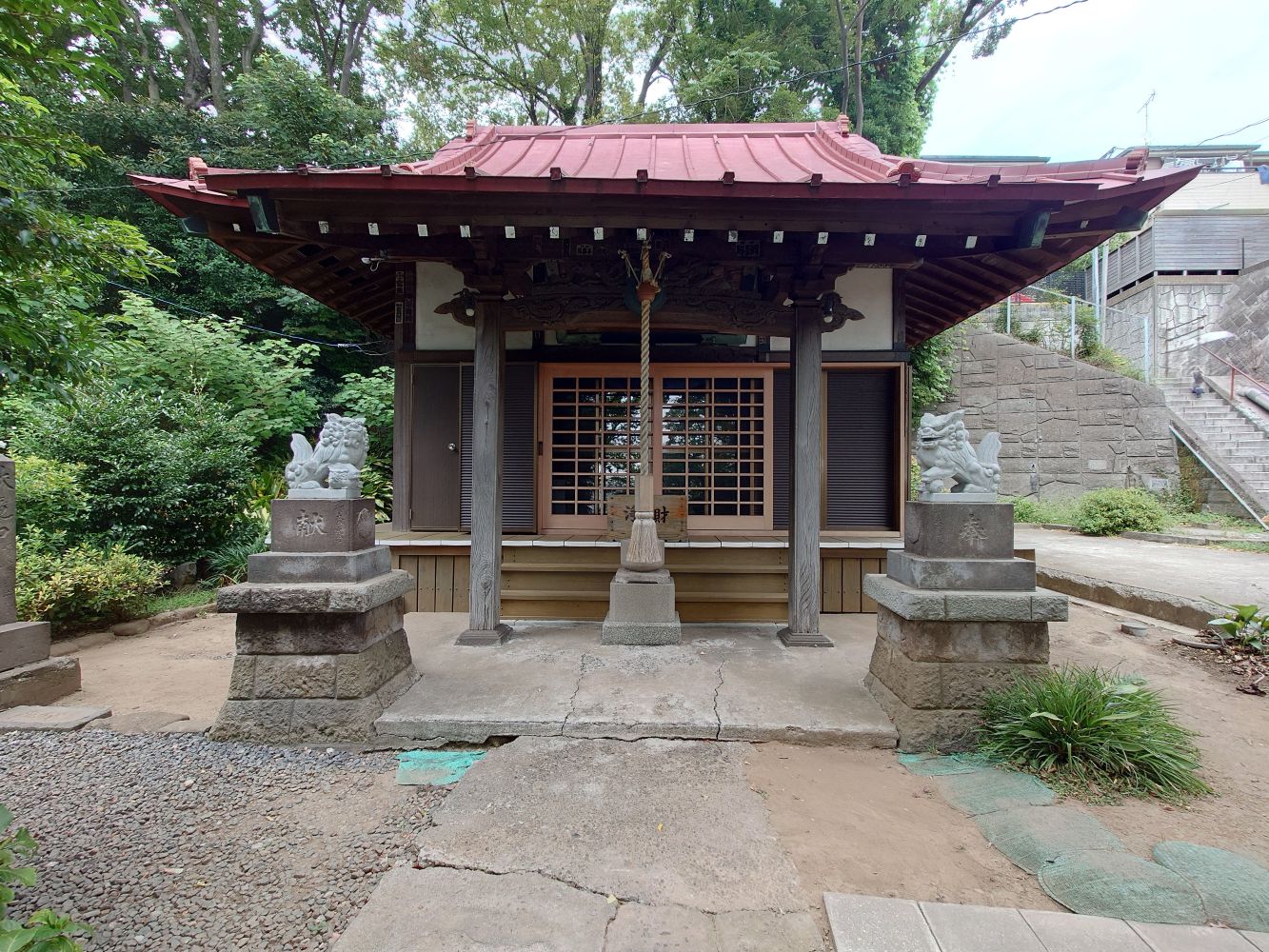 横浜シティガイド協会　まち歩き「幕末の外国人遊歩新道に沿って　根岸の丘から本牧山頂公園へ」