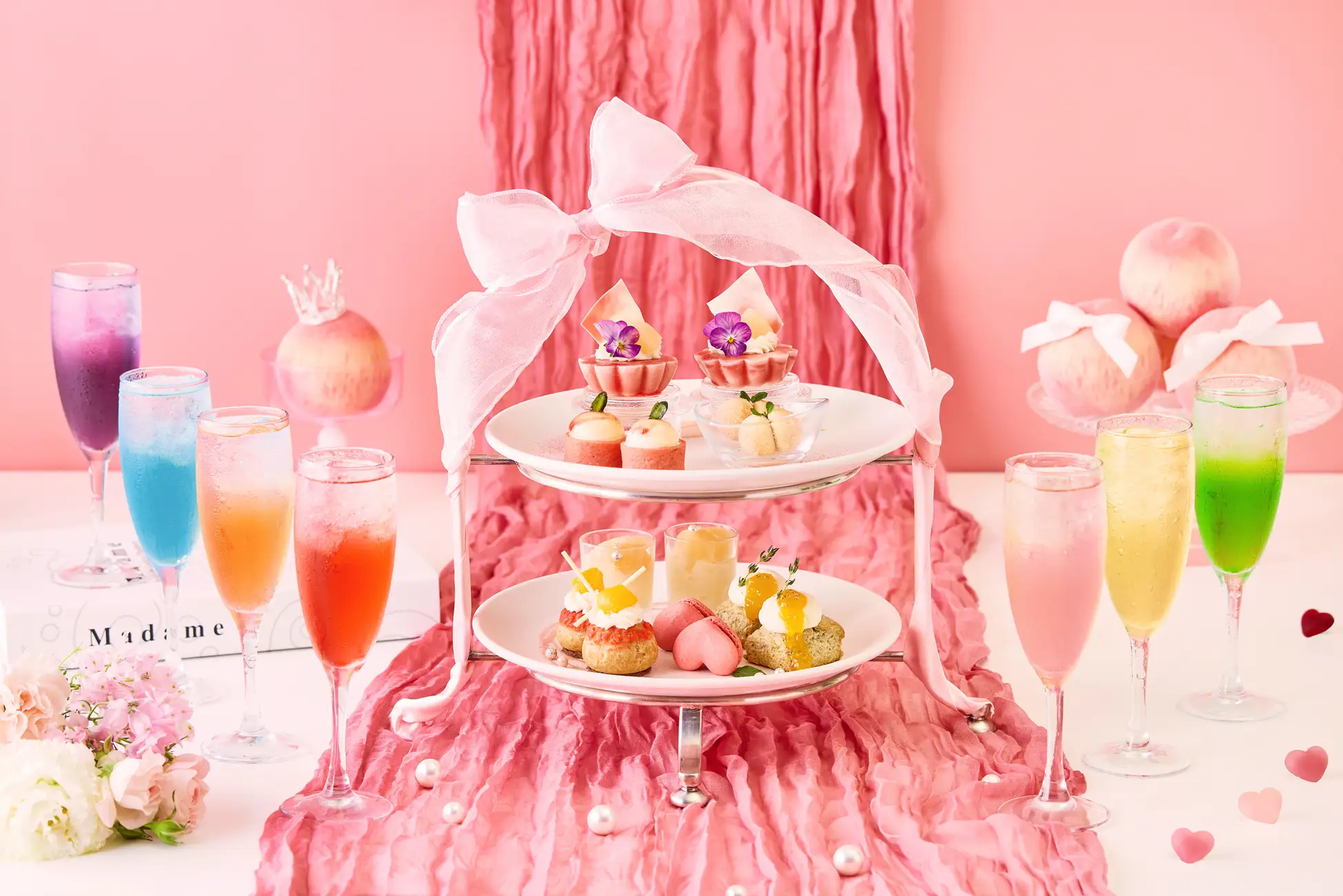 アニヴェルセルカフェ みなとみらい横浜 ANNIVERSAIRE SUMMER 2025「桃Love Sweets Collection」