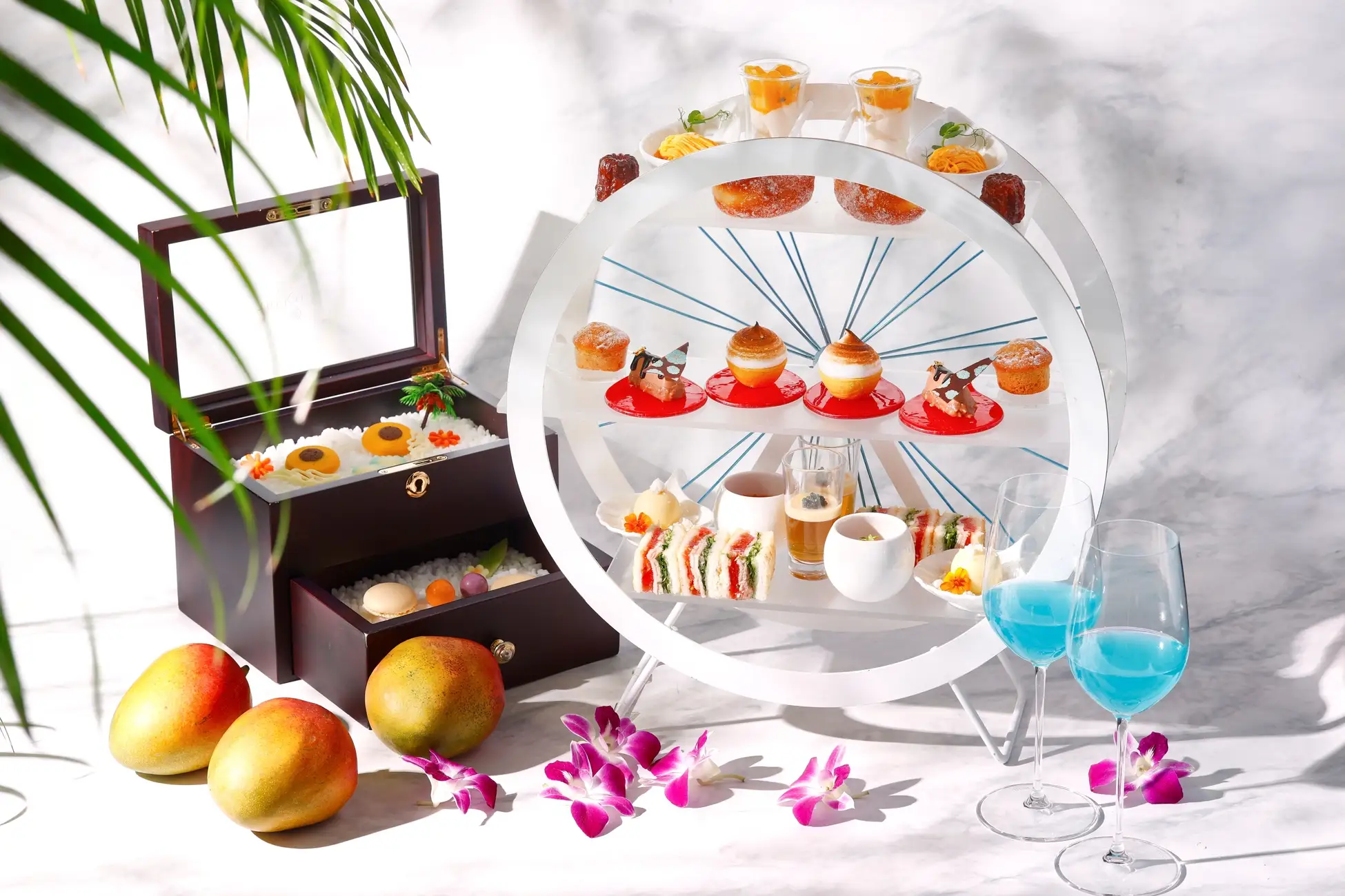 ザ・カハラ・ホテル＆リゾート 横浜「トロピカルアフタヌーンティー」