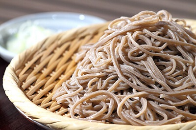 親子でそば打ち体験